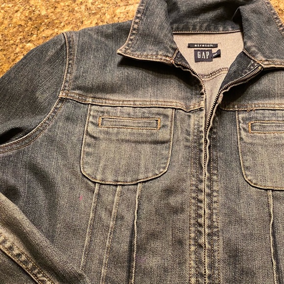 Gap Stretch Jean Jacket - Picture 2 of 7